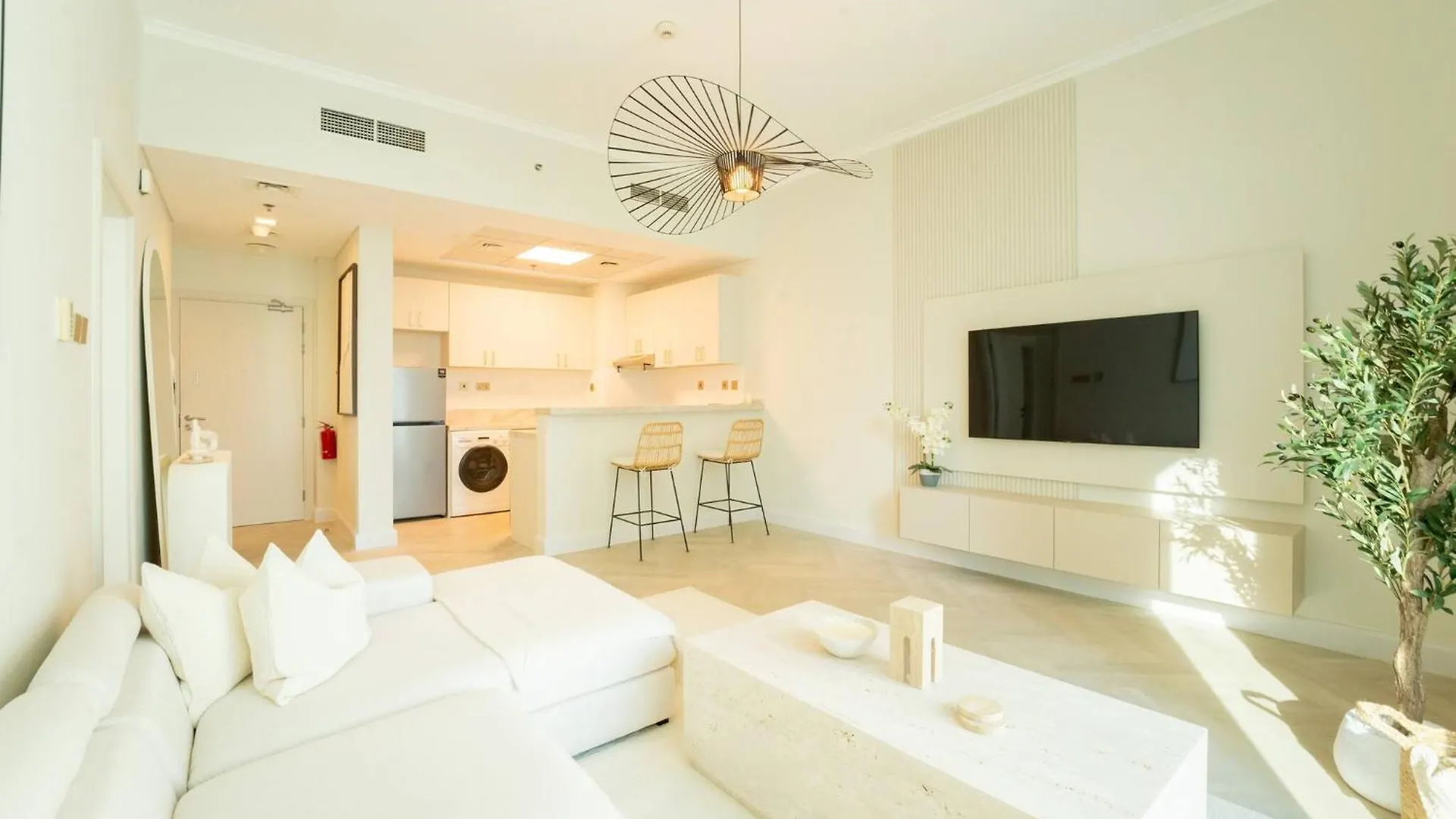 Apartment White Pearl 1Br Haven Marina Canal View Dubai