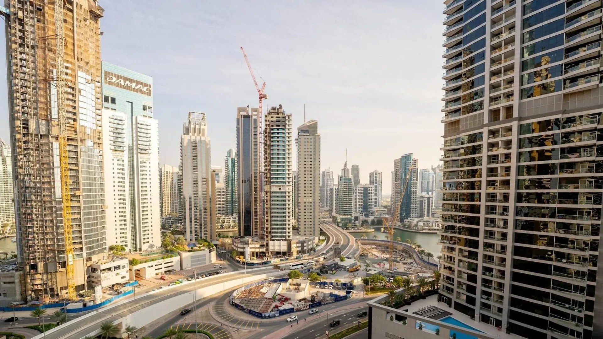 Apartment White Pearl 1Br Haven Marina Canal View Dubai
